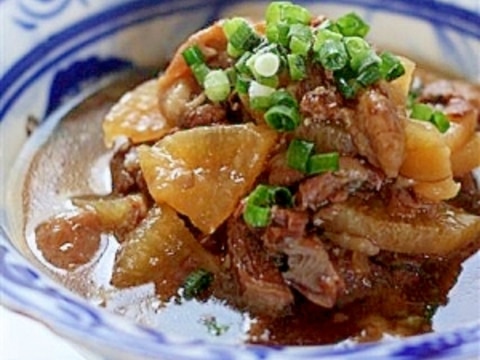 圧力鍋でトロトロ!! 牛すじ大根